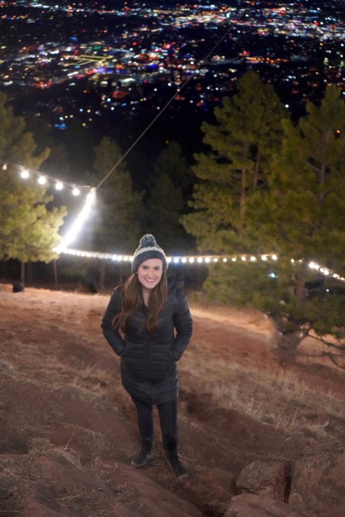 Hiking to the Boulder Star at night via the Viewpoint Trail 