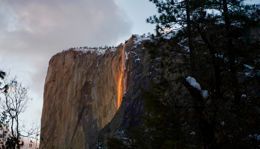 Yosemite Firefall 2019 at Horsetail Falls 