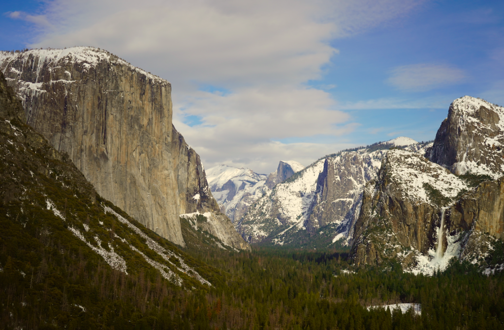 Tunnel View at Yosemite National Park in Winter 